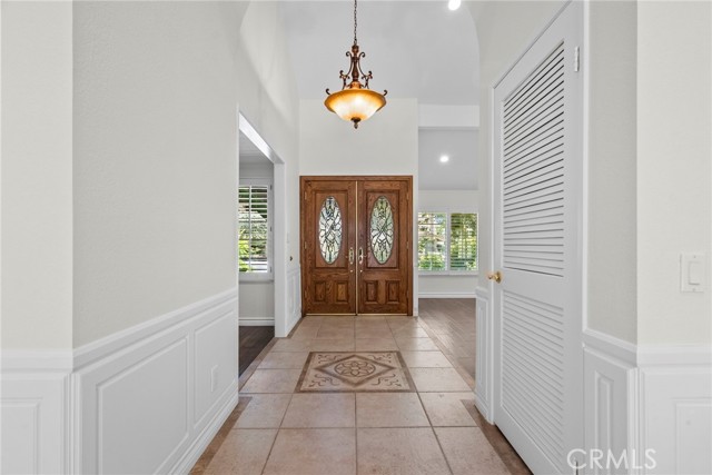 25383 Fortuna Drive, Valencia CA: https://media.crmls.org/medias/b2c11631-9df9-4bca-9ece-c3754b4ff87b.jpg