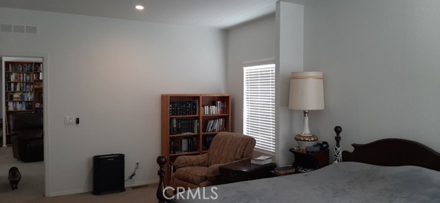 8337 20th W Street, Mojave CA: https://media.crmls.org/medias/b2c165d6-3967-4389-b70d-328758f4b553.jpg