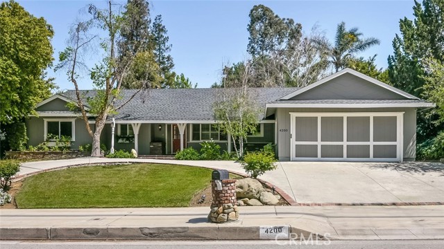 Detail Gallery Image 1 of 1 For 4200 Hayvenhurst Ave, Encino,  CA 91436 - 3 Beds | 2/1 Baths