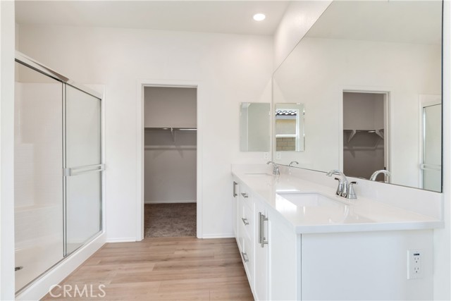 Detail Gallery Image 11 of 26 For 13743 Mesa View Dr, Victorville,  CA 92392 - 5 Beds | 2 Baths