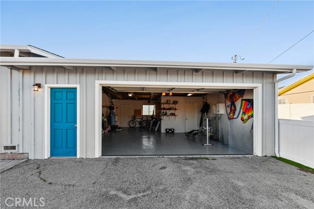 Image 44 of 57 For 3302 Beachcomber Dr.