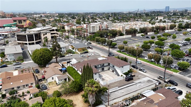 Image 21 of 23 For 12905 Palm Street
