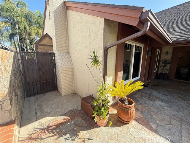 Detail Gallery Image 7 of 41 For 1748 N Oxford St, Anaheim,  CA 92806 - 4 Beds | 2 Baths