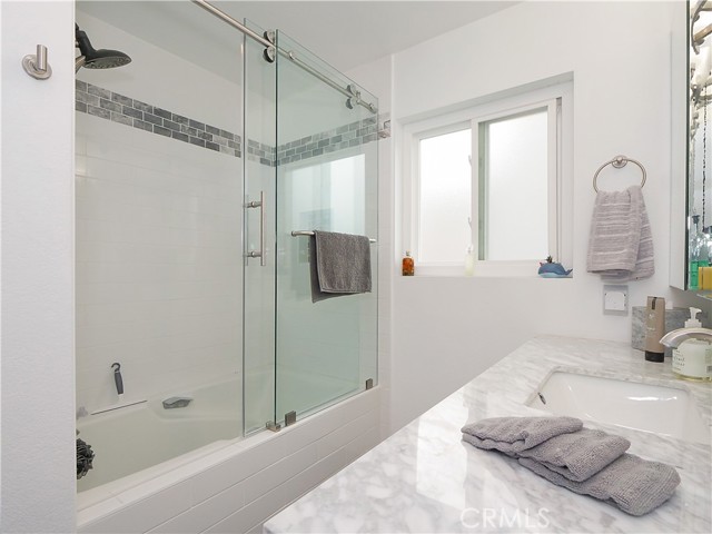 320 Catalina Avenue, Redondo Beach, California 90277, 2 Bedrooms Bedrooms, ,3 BathroomsBathrooms,Residential,Sold,Catalina,PV22020552