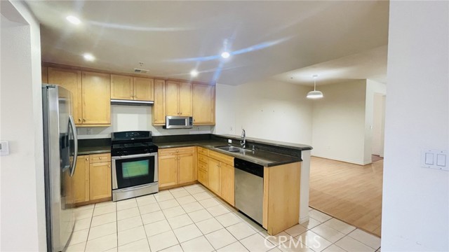 89 E Commonwealth Avenue #1K, Alhambra, CA, 91801 89 E Commonwealth Avenue #1K, Alhambra, CA, 91801