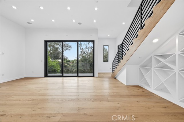 Detail Gallery Image 10 of 58 For 6565 Pickwick, Los Angeles,  CA 90042 - 3 Beds | 2/1 Baths