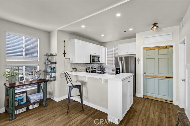 Detail Gallery Image 7 of 30 For 20301 Bluffside, Huntington Beach,  CA 92646 - 0 Beds | 1 Baths