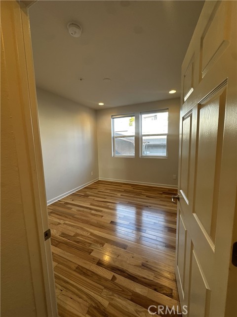 Detail Gallery Image 17 of 21 For 6038 Carlton Way #207,  Los Angeles,  CA 90028 - 2 Beds | 3 Baths