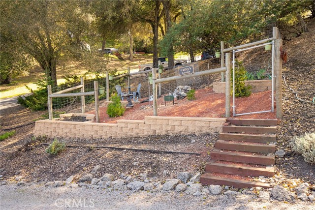 This fenced area would make the perfect spot for a garden.