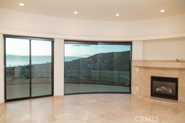 Detail Gallery Image 22 of 45 For 648 Mystic Vw, Laguna Beach,  CA 92651 - 5 Beds | 3/2 Baths