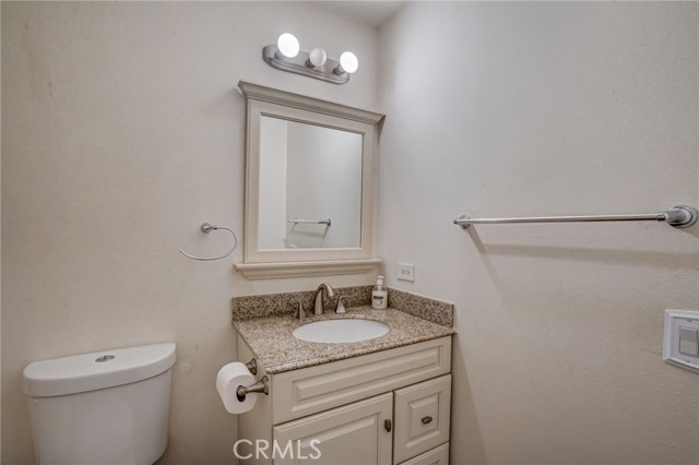 Detail Gallery Image 23 of 50 For 18489 Hilldale Ln, Lake Elsinore,  CA 92530 - 6 Beds | 2/1 Baths