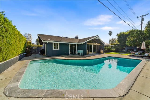 Detail Gallery Image 21 of 23 For 13231 Sandhurst Pl, North Tustin,  CA 92705 - 4 Beds | 2/1 Baths