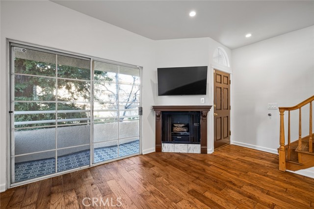 Detail Gallery Image 12 of 34 For 5145 Yarmouth Ave #15,  Encino,  CA 91316 - 2 Beds | 2/1 Baths