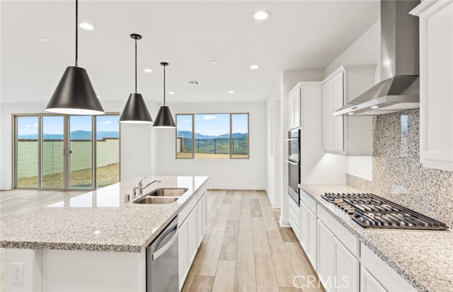 4166 Merrifield Street, Lake Elsinore CA: https://media.crmls.org/medias/b2cd8c0b-51f8-4357-86b9-97fdd7447c3a.jpg