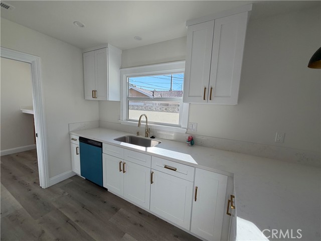 Detail Gallery Image 22 of 57 For 4128 Ostrom, Lakewood,  CA 90713 - 3 Beds | 2 Baths