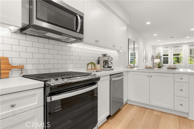 59 Sanctuary Lane, Mission Viejo CA: https://media.crmls.org/medias/b2cefde2-a206-4e24-b7c5-71a30d805080.jpg