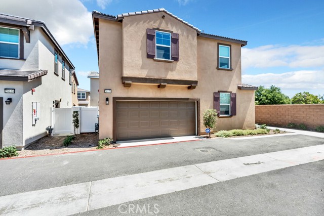 Detail Gallery Image 2 of 46 For 28175 Ashtree St, Temecula,  CA 92591 - 3 Beds | 2/1 Baths