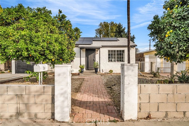 Detail Gallery Image 2 of 47 For 7044 Nestle Ave, Reseda,  CA 91335 - 4 Beds | 3 Baths