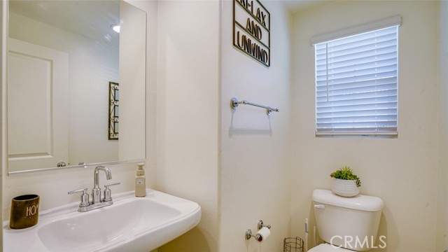 Detail Gallery Image 25 of 48 For 12848 Crown Hill Way, Moreno Valley,  CA 92555 - 3 Beds | 2/1 Baths