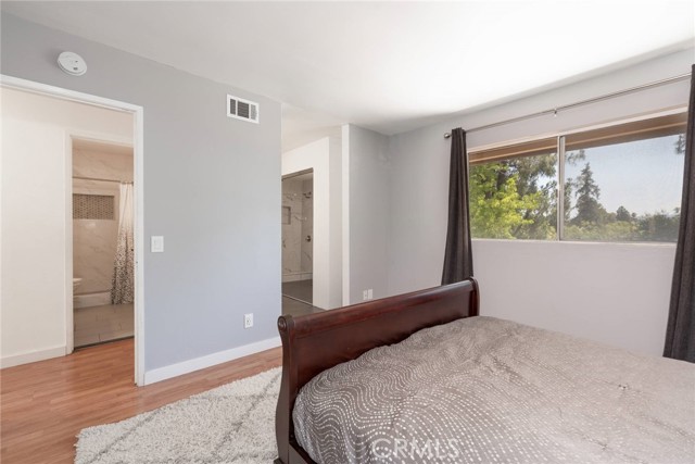 Detail Gallery Image 21 of 30 For 1546 Holly Ct, Thousand Oaks,  CA 91360 - 3 Beds | 2/1 Baths