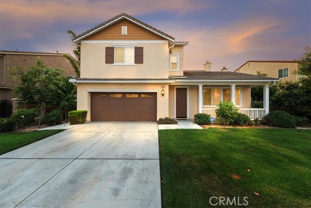 Detail Gallery Image 1 of 18 For 7693 Blue Mist Court, Corona,  CA 92880 - 5 Beds | 3/1 Baths