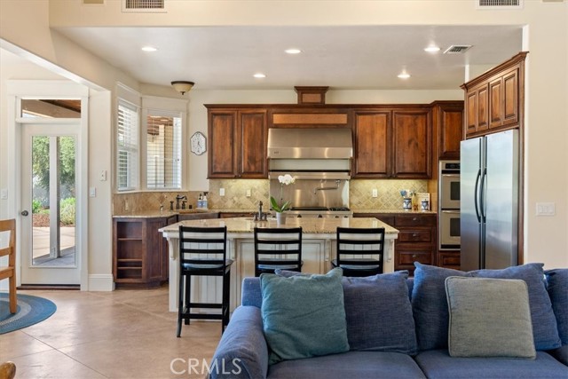 Detail Gallery Image 12 of 64 For 775 via Del Salinas, Paso Robles,  CA 93446 - 4 Beds | 3/1 Baths