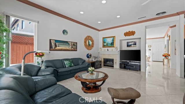 Detail Gallery Image 5 of 23 For 26754 Evergreen Ave, Murrieta,  CA 92563 - 3 Beds | 2 Baths
