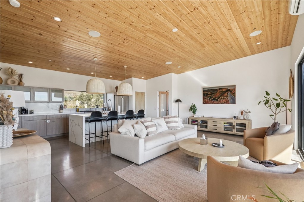 MLS #OC25234362 image #7