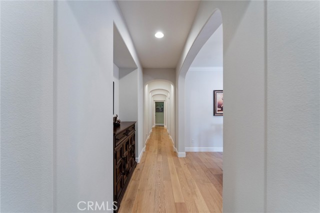 Detail Gallery Image 11 of 39 For 4437 Cabot Dr, Corona,  CA 92883 - 3 Beds | 2/1 Baths