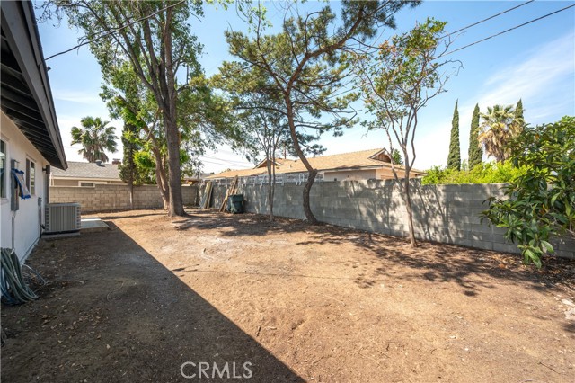 Detail Gallery Image 29 of 41 For 1437 E I St, Ontario,  CA 91764 - 4 Beds | 2 Baths