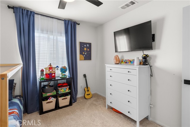 24227 Dusty Trail Way, Menifee CA: https://media.crmls.org/medias/b2d45039-01a7-4daf-b454-26dbe5e1764f.jpg