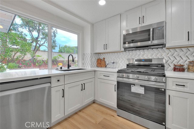 6087 Carol Avenue, Rancho Cucamonga CA: https://media.crmls.org/medias/b2d67f1c-b851-41c7-a22c-355e48987142.jpg