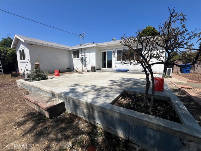 15130 15130 Septo, Mission Hills (San Fernando) CA: https://media.crmls.org/medias/b2d75c36-eca2-4f0b-a467-fe7a4254f5ec.jpg