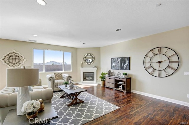Detail Gallery Image 9 of 27 For 34929 Sage Canyon Ct, Winchester,  CA 92596 - 3 Beds | 2/1 Baths