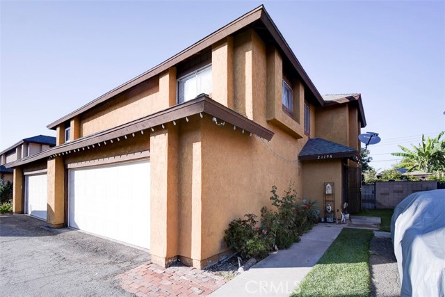 2119 W Edinger UNIT A, Santa Ana CA: https://media.crmls.org/medias/b2d81166-1756-4b33-861e-dbed9f2eb1a7.jpg