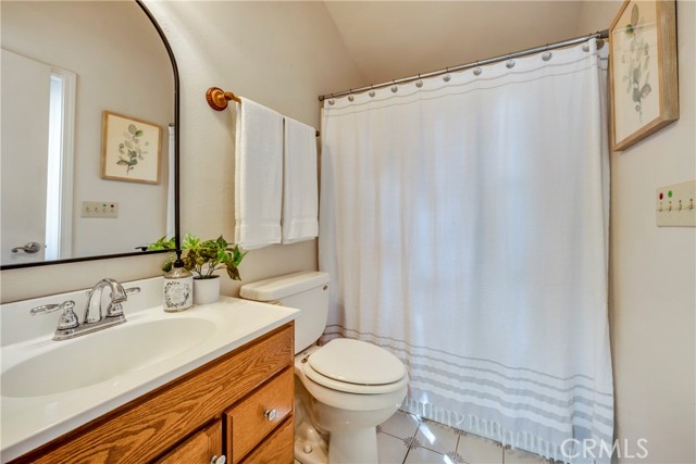 Detail Gallery Image 18 of 42 For 17516 Meadow View Dr, Hidden Valley Lake,  CA 95467 - 3 Beds | 3/1 Baths