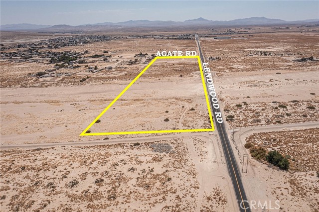 35453 Lenwood Road, Barstow CA: https://media.crmls.org/medias/b2d84eff-1e90-48c4-af07-16618471aa0f.jpg