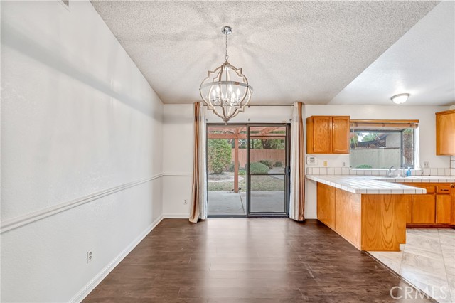 Detail Gallery Image 14 of 30 For 4883 Newport Ln, Riverside,  CA 92504 - 3 Beds | 2 Baths