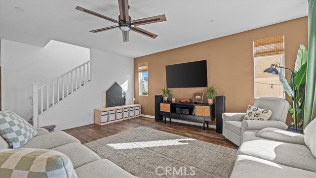 Detail Gallery Image 6 of 44 For 1417 Galaxy Dr, Beaumont,  CA 92223 - 4 Beds | 3 Baths