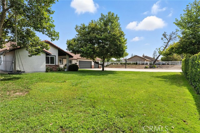 Detail Gallery Image 5 of 75 For 17940 Copper Queen Ln, Perris,  CA 92570 - 8 Beds | 3/1 Baths