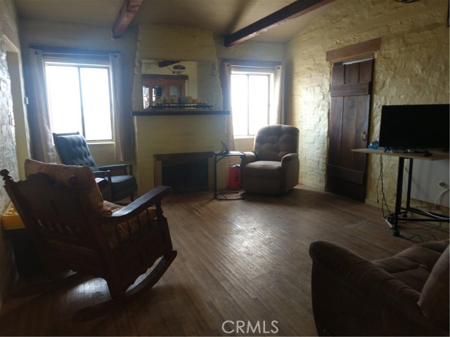 Front Image Thumbnail for CRJT26154473