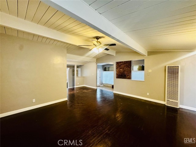 Detail Gallery Image 4 of 22 For 9 Dunlap, Bakersfield,  CA 93309 - 4 Beds | 2 Baths