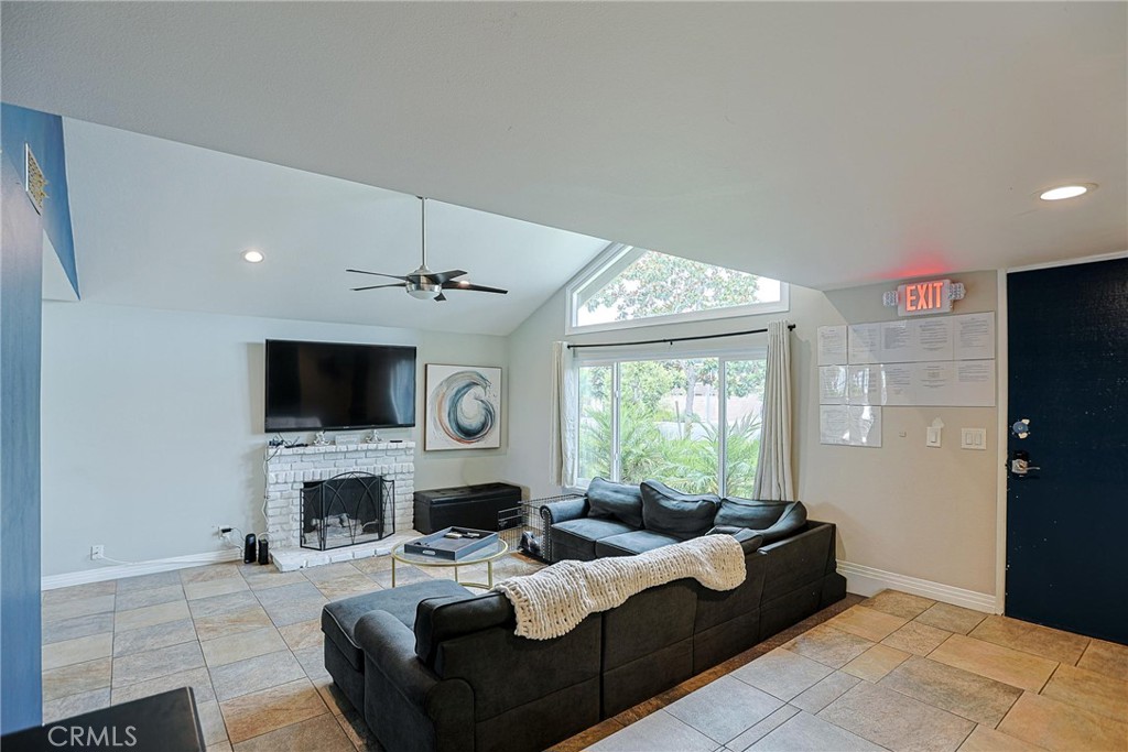 MLS #OC26154797 image #3