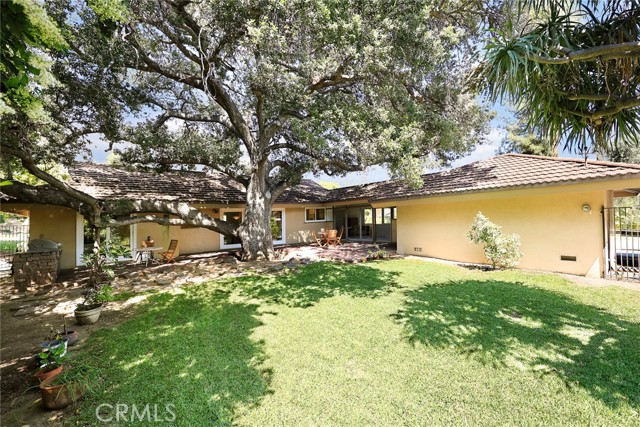 250 Hillgreen Place, Arcadia CA: https://media.crmls.org/medias/b2dc38d7-69be-45f6-9ca8-a6236fd478ff.jpg