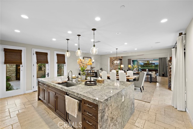 137 Sunset, Irvine CA: https://media.crmls.org/medias/b2dcacc9-0983-4ead-bd3f-3de1af11b860.jpg