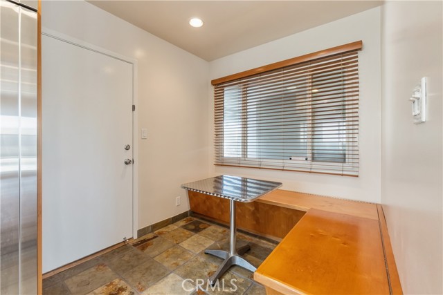 Detail Gallery Image 16 of 47 For 828 Stevely, Long Beach,  CA 90815 - 4 Beds | 2 Baths