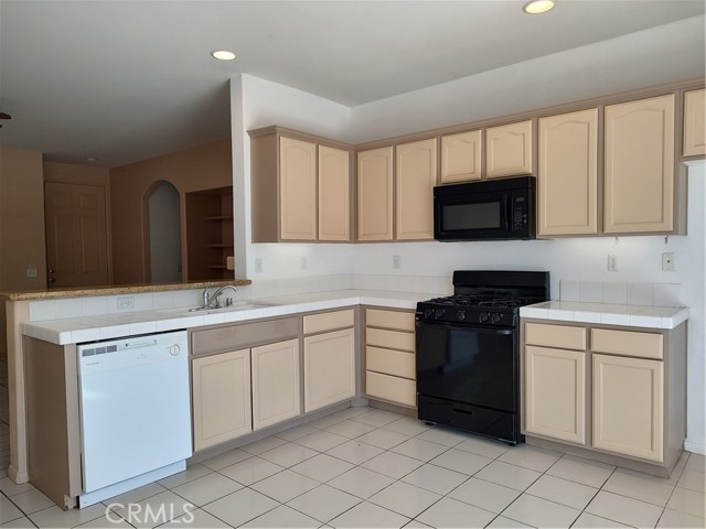 Detail Gallery Image 23 of 29 For 65565 Acoma #43,  Desert Hot Springs,  CA 92240 - 2 Beds | 2 Baths