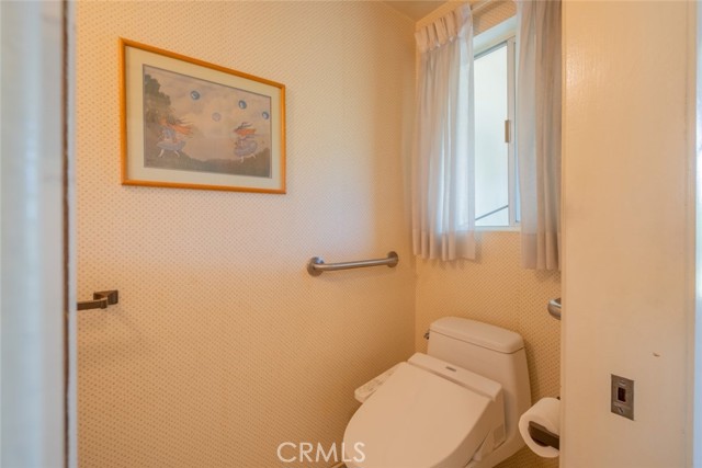 655 Fountain Springs Lane, Glendora CA: https://media.crmls.org/medias/b2ddf9dc-53f4-4f27-b372-e24b4399df35.jpg