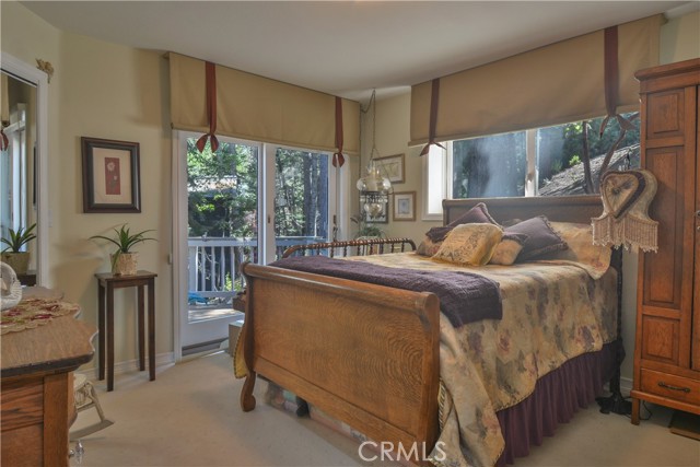 Detail Gallery Image 23 of 38 For 196 N Fairway Dr, Lake Arrowhead,  CA 92352 - 3 Beds | 2 Baths