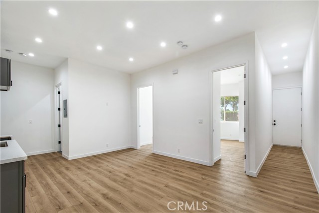 Detail Gallery Image 33 of 33 For 5512 Long Beach Bld, Long Beach,  CA 90805 - – Beds | – Baths